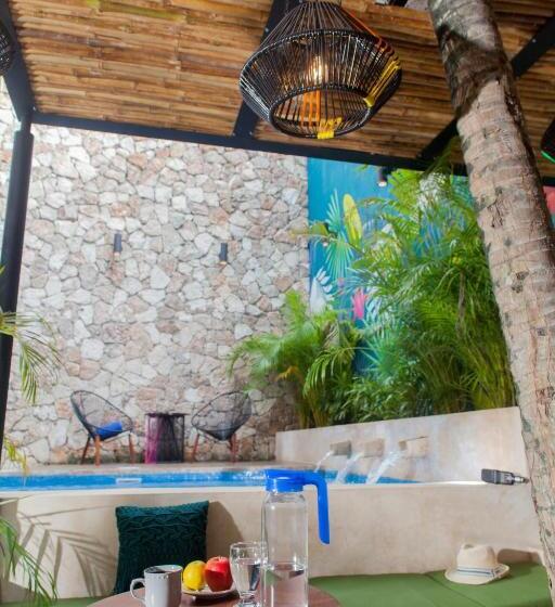 Latino Hotel Boutique