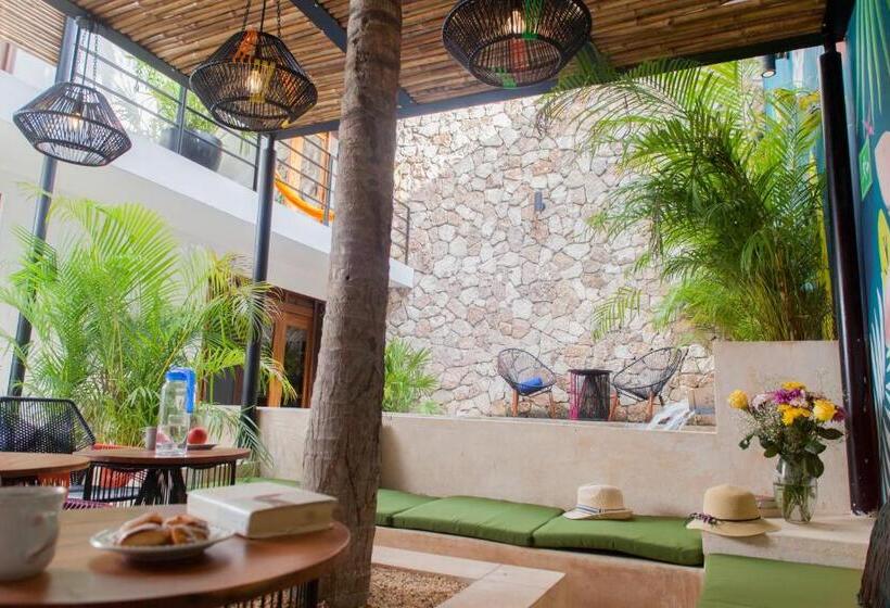 Latino Hotel Boutique