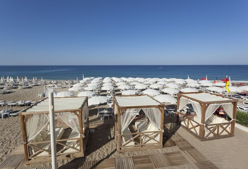 استراحتگاه Xperia Saray Beach