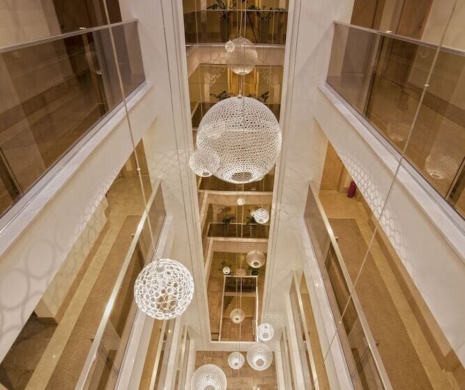 استراحتگاه Xperia Saray Beach