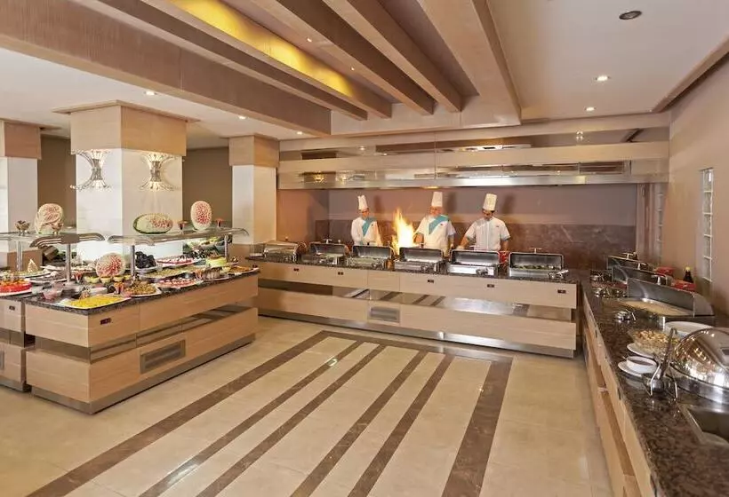 Lomakeskus Xperia Saray Beach