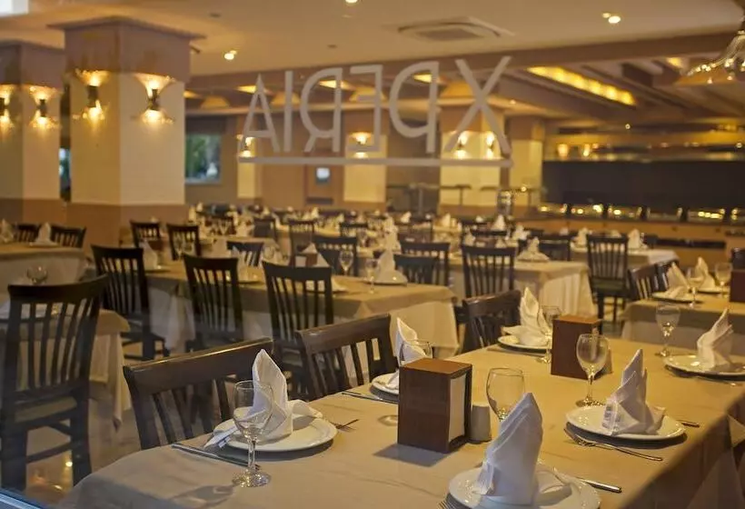 Lomakeskus Xperia Saray Beach