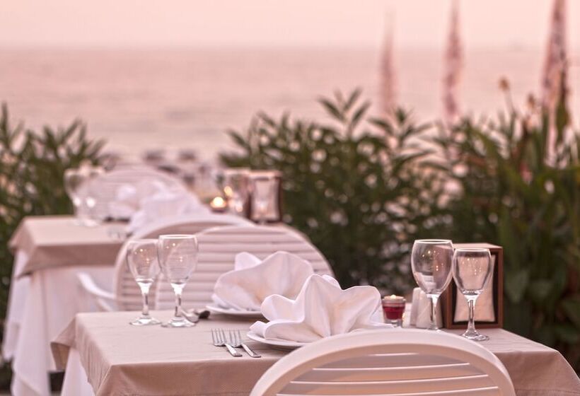 استراحتگاه Xperia Saray Beach