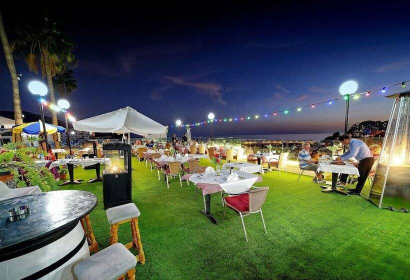 Apartamentos Río Piedras