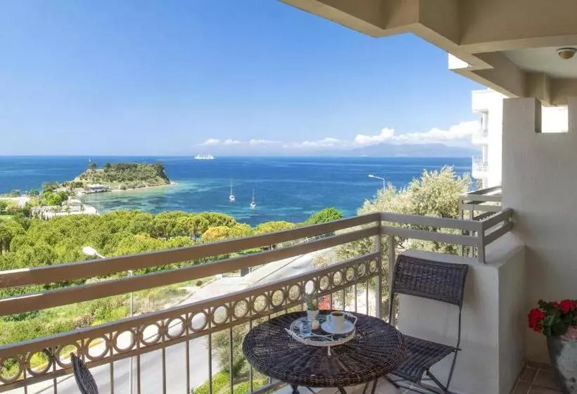 ホテル Carina Entertainment