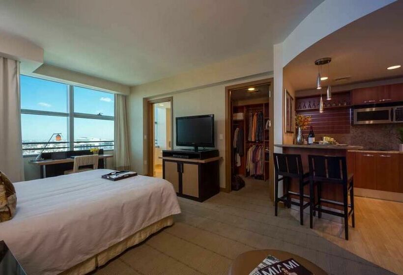 בית מלון כפרי Aka Brickell