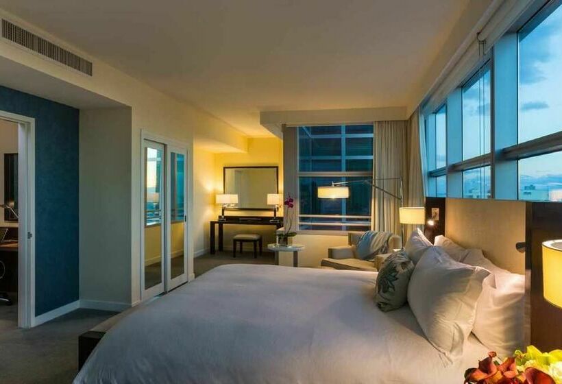 בית מלון כפרי Aka Brickell