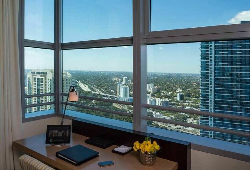 בית מלון כפרי Aka Brickell