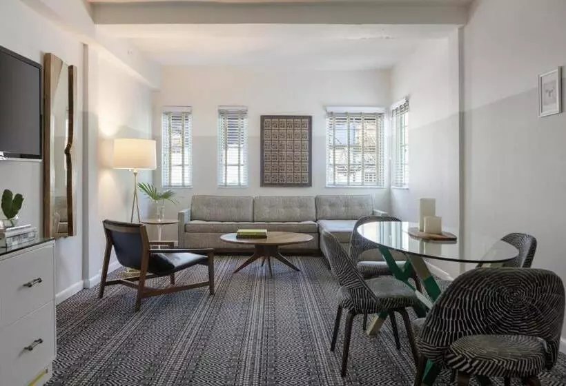 Kimpton Surfcomber Hotel, An Ihg