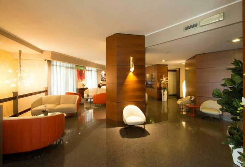 Hotel Milanore  By Diva S