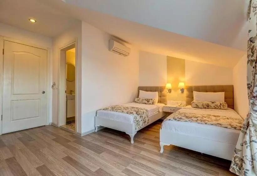 Monta Verde Hotel & Villas