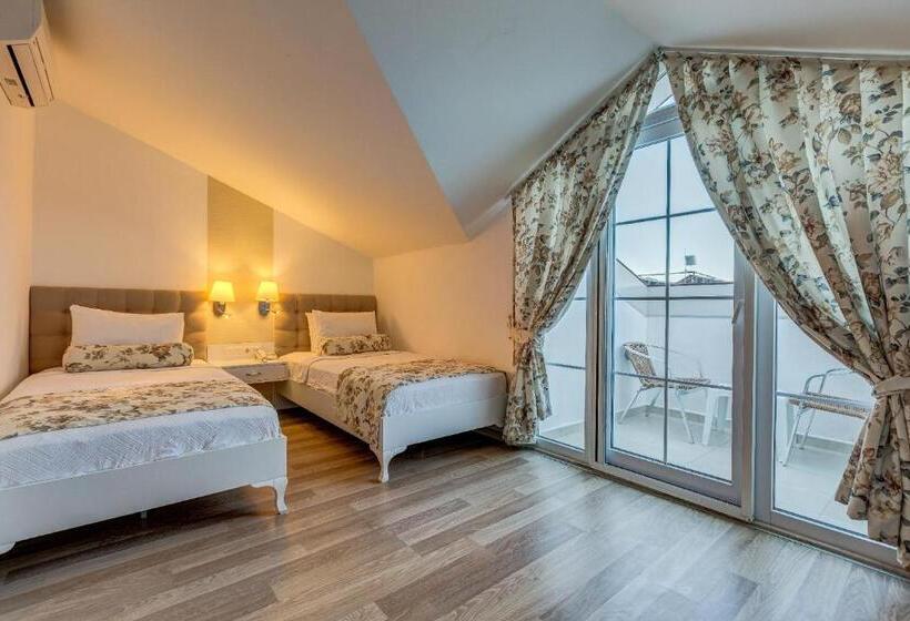 Monta Verde Hotel & Villas