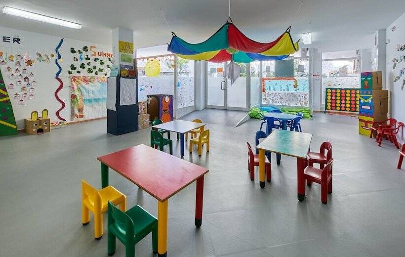 Playa Bella Apartments