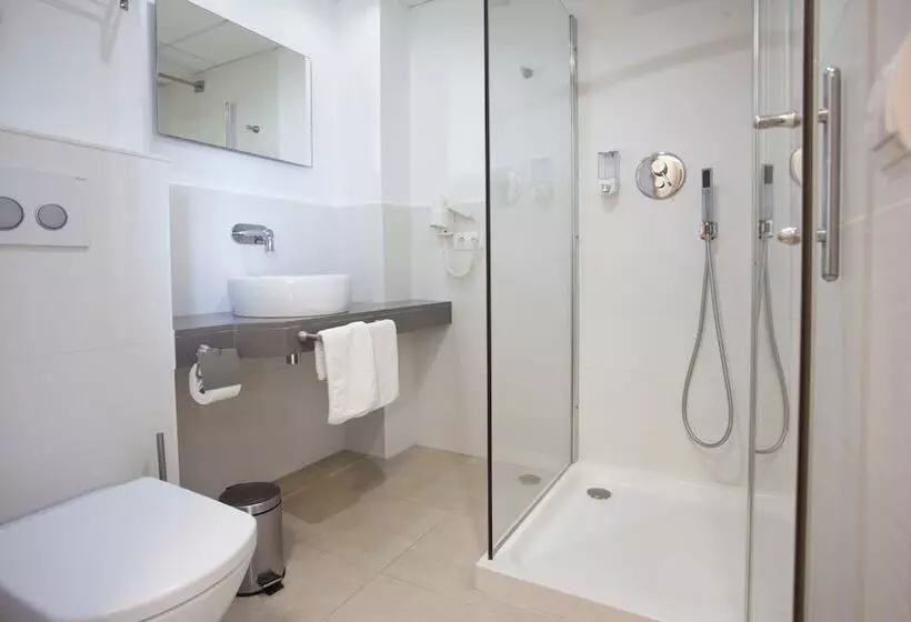 Playa Bella Apartments