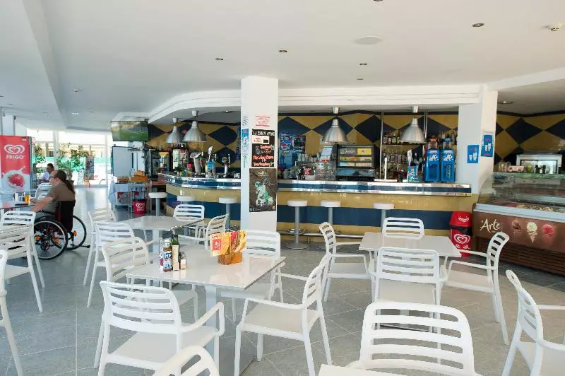 Playa Bella Apartments