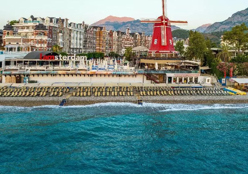 リゾートホテル Orange County Kemer