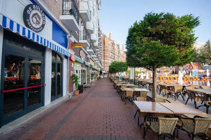 リゾートホテル Orange County Kemer