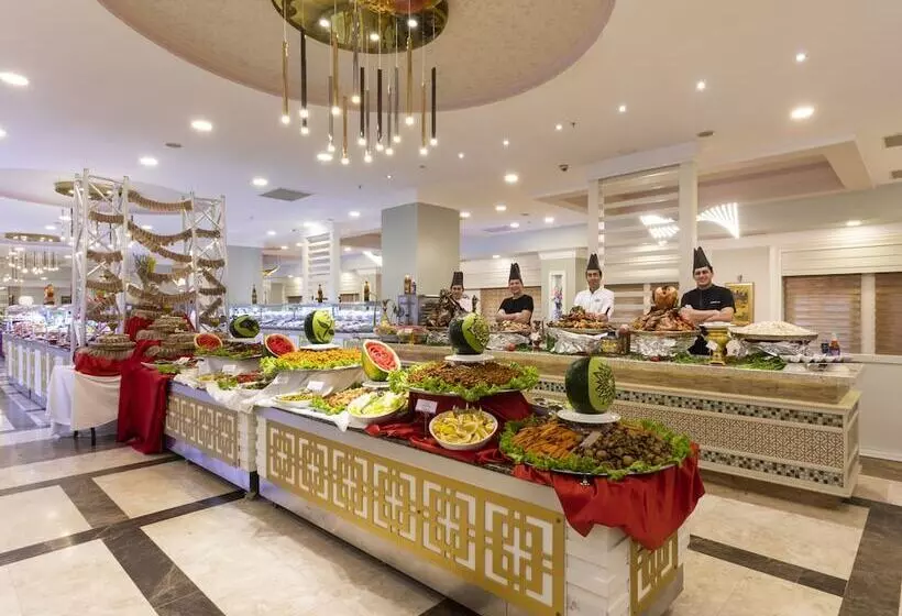 リゾートホテル Orange County Kemer