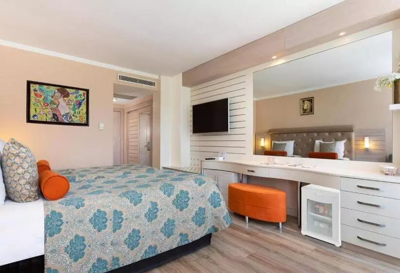 リゾートホテル Orange County Kemer