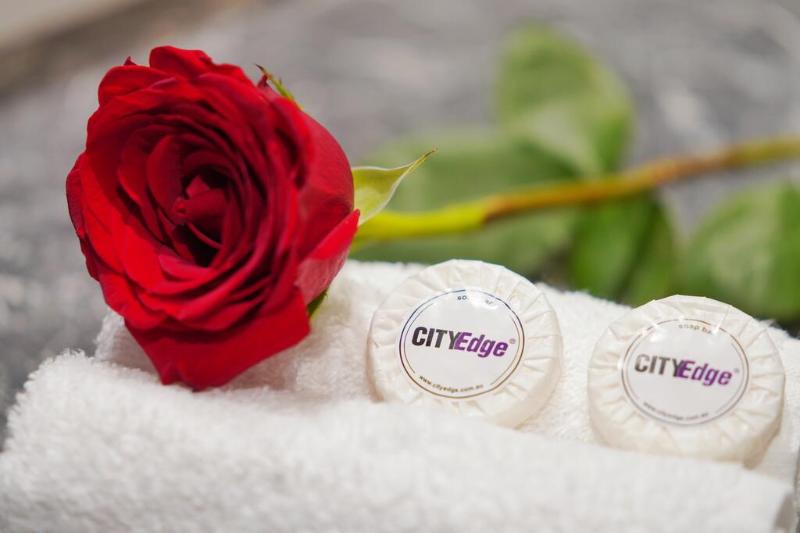 Отель City Edge South Melbourne Apartment