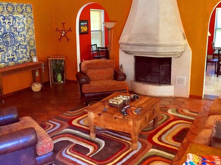 مبيت وإفطار Escondida Resort & Spa