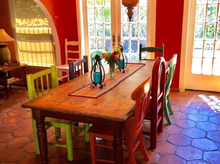 مبيت وإفطار Escondida Resort & Spa