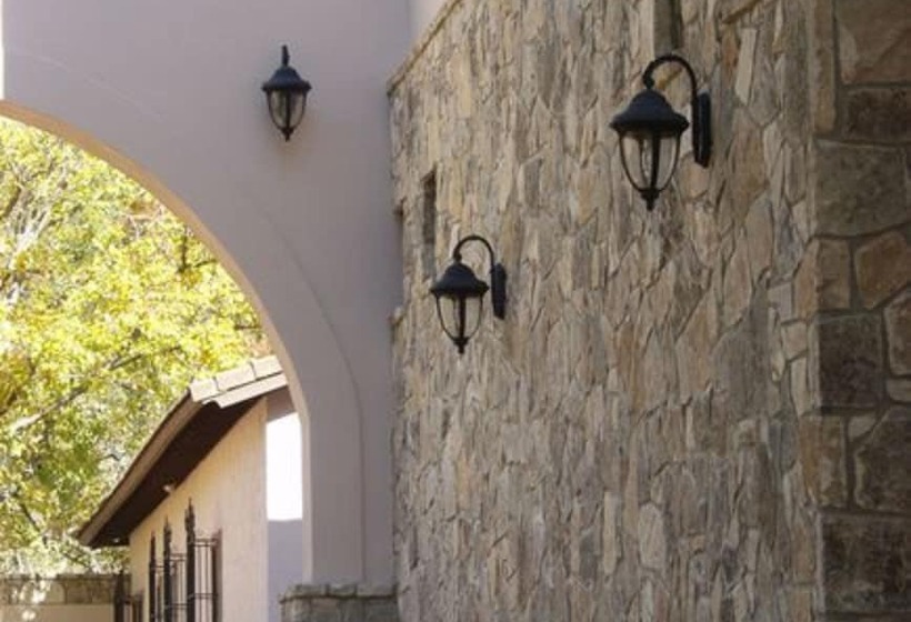 مبيت وإفطار Escondida Resort & Spa