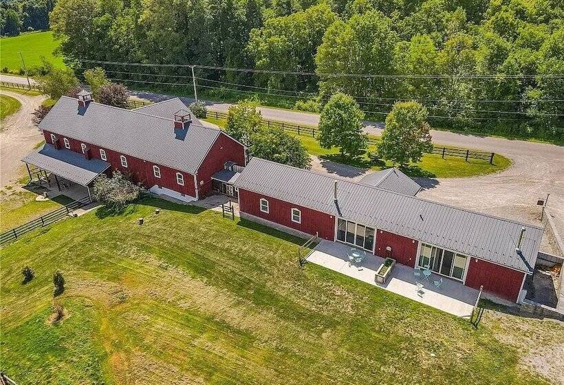 צימר Letchworth Farm Guesthouses