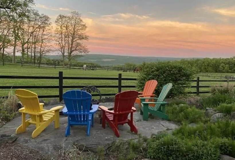 Aamiaismajoitus (B&B) Letchworth Farm Guesthouses