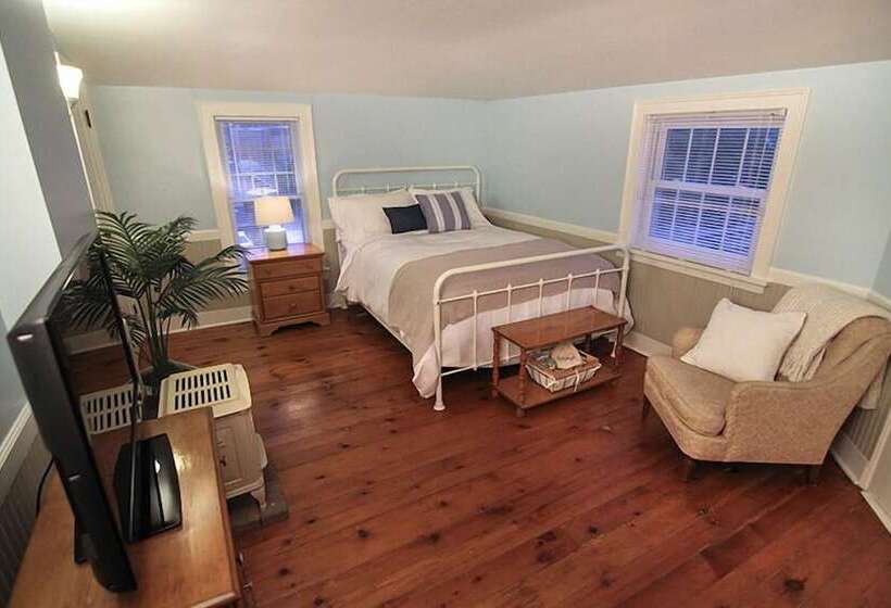 민박 The Laurentide Inn