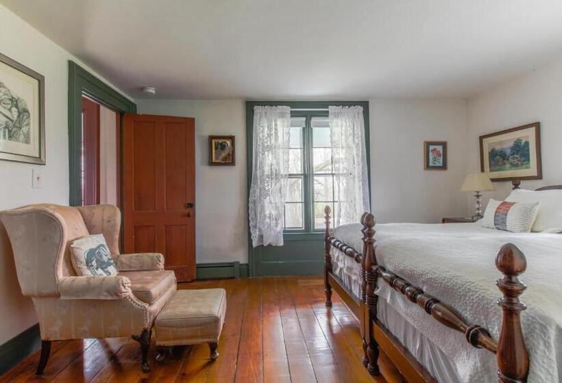 Bed and Breakfast Whitford House And Twin View Barn