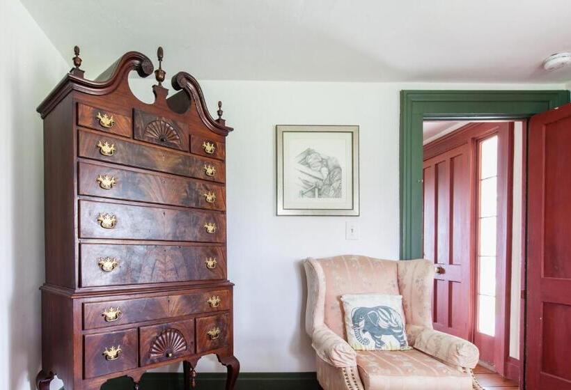 Bed and Breakfast Whitford House And Twin View Barn