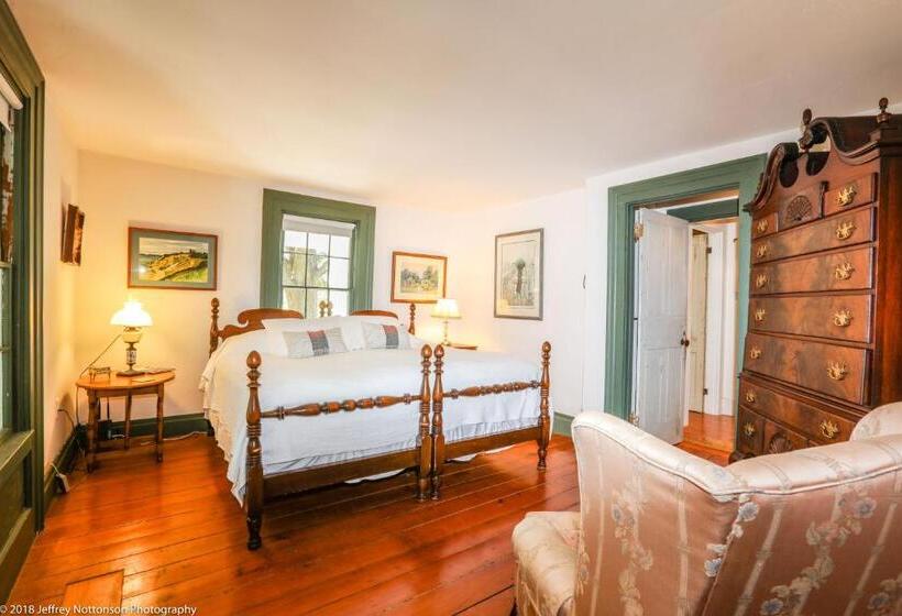 Bed and Breakfast Whitford House And Twin View Barn