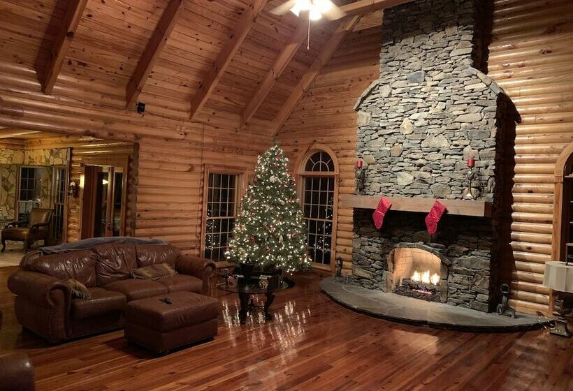 فندق Beachwoods Villa