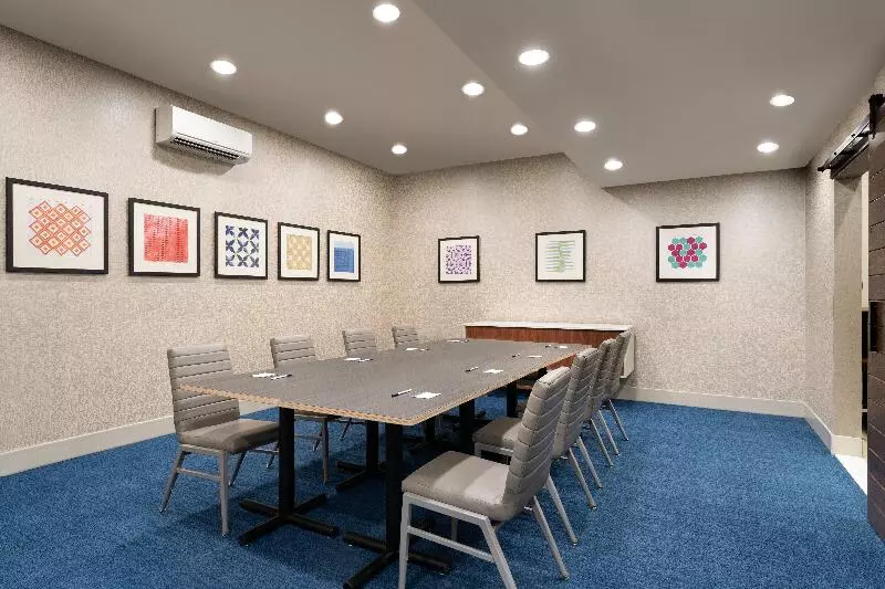 Hotelli Holiday Inn Express Jamaica   Jfk Airtrain   Nyc By Ihg