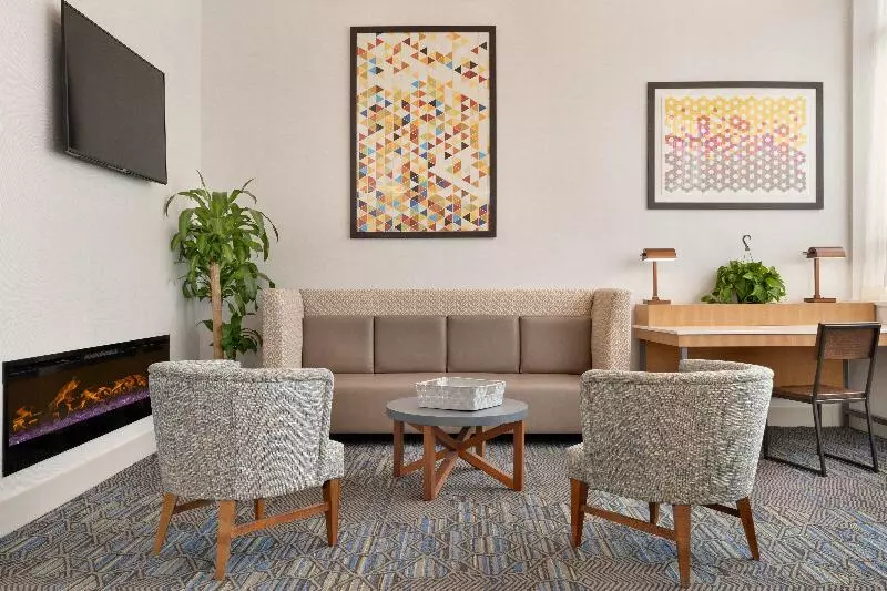 Hotelli Holiday Inn Express Jamaica   Jfk Airtrain   Nyc By Ihg