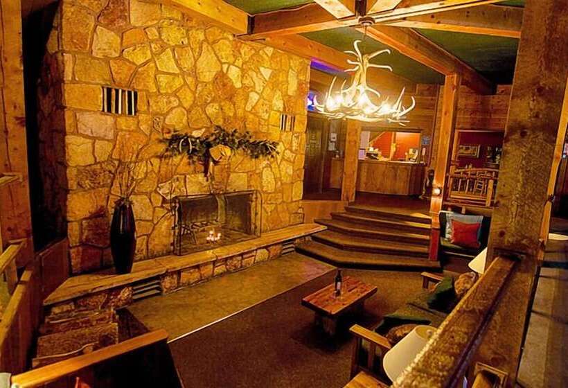 בית מלון כפרי Soda Butte Lodge