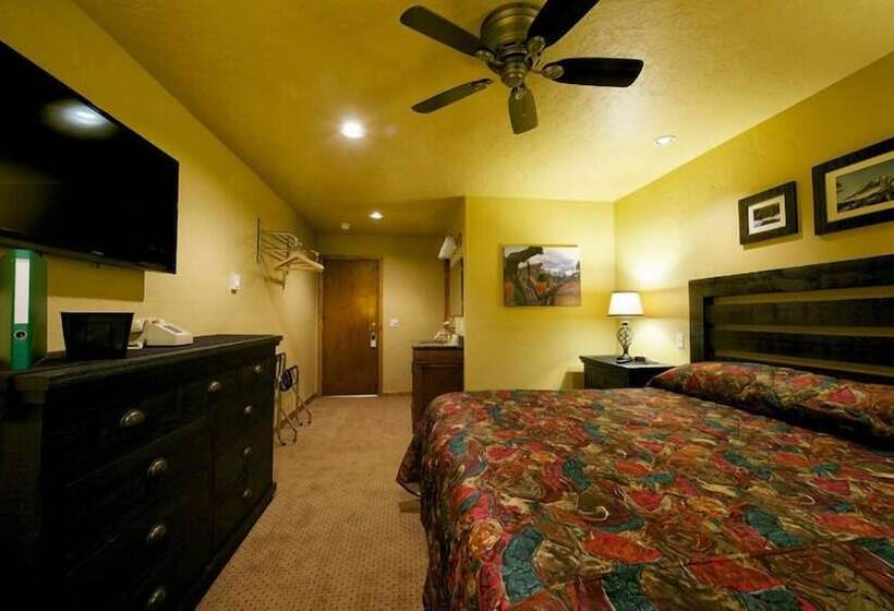 בית מלון כפרי Soda Butte Lodge