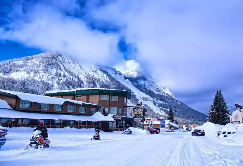 Hotelli Soda Butte Lodge