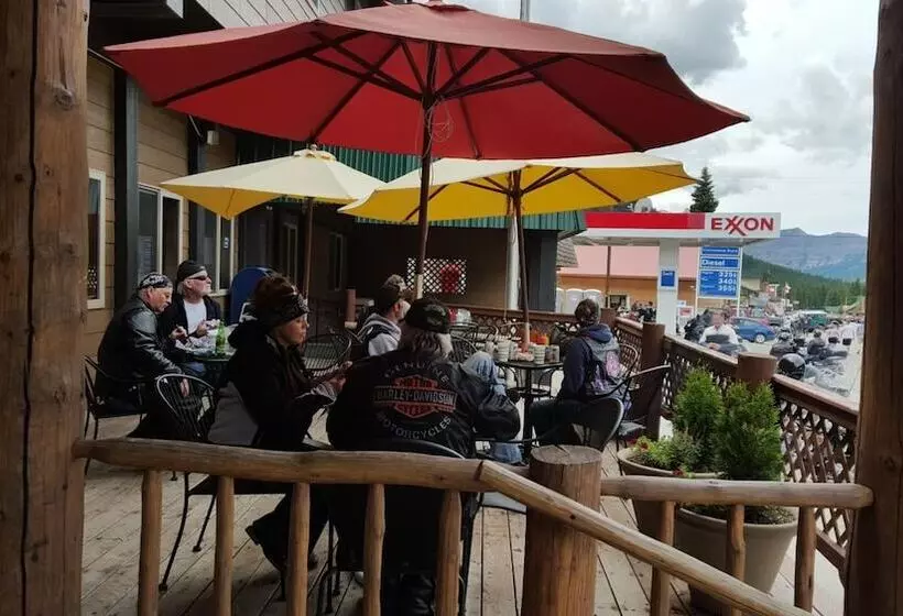 Hotelli Soda Butte Lodge