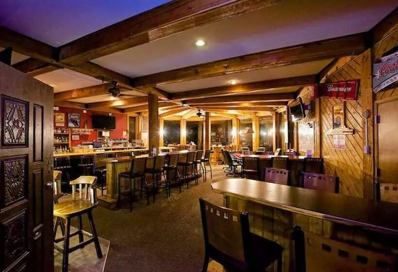 Hotelli Soda Butte Lodge