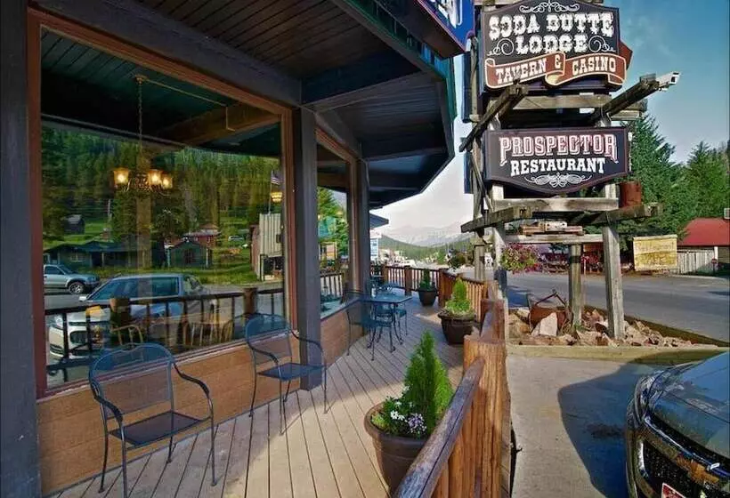 Hotelli Soda Butte Lodge