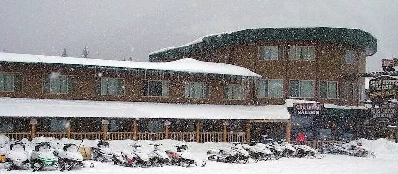 Hotelli Soda Butte Lodge