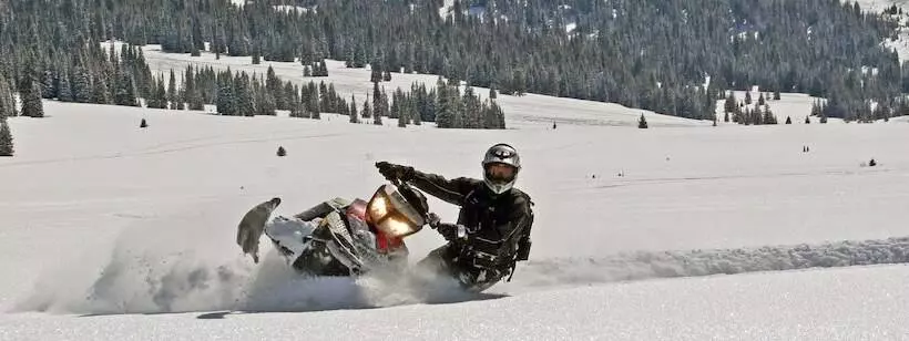 Hotelli Soda Butte Lodge