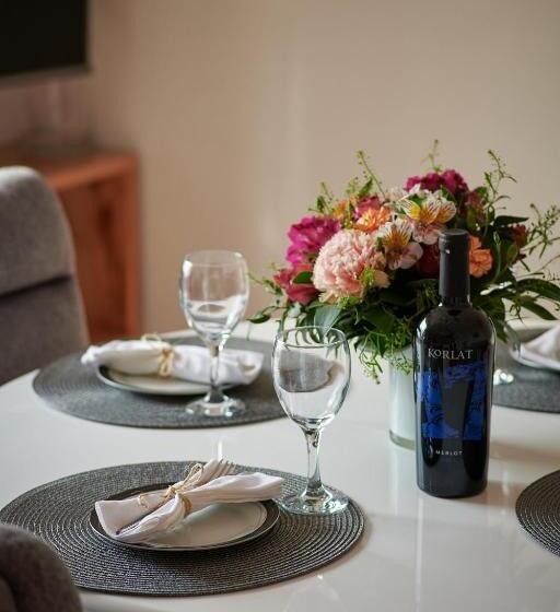 פנסיון Apartments Micika