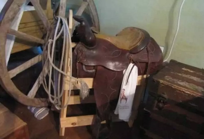 Majatalo Covered Wagon B&b Guesthouse