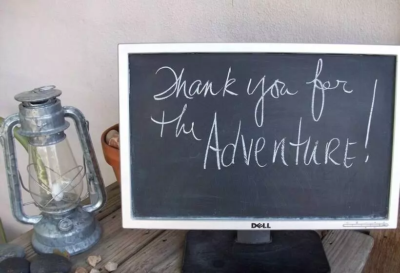 Majatalo Covered Wagon B&b Guesthouse