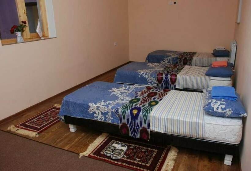 Pensão Sayyah Khiva House