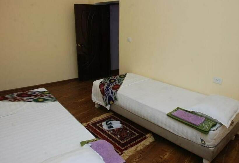 Pensão Sayyah Khiva House