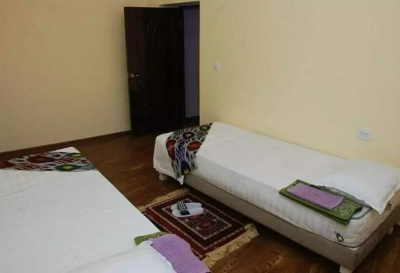 ペンション Sayyah Khiva House